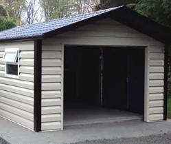 Строим гараж для четырехколесного друга