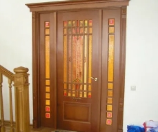 4 особенности дубовых межкомнатных деревянных дверей из массива