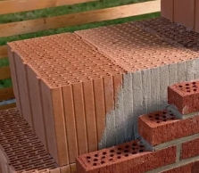 Дом из керамических блоков: плюсы и минусы