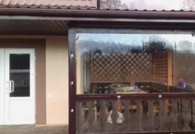 Мягкие окна для дома и сада: минусы и плюсы эксплуатации